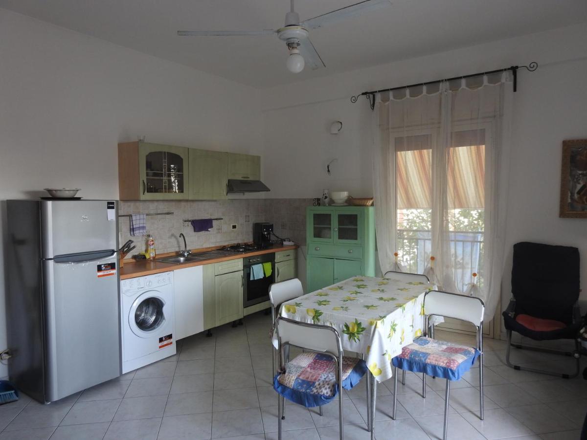 Apartamento Leonardo Capaci Exterior foto