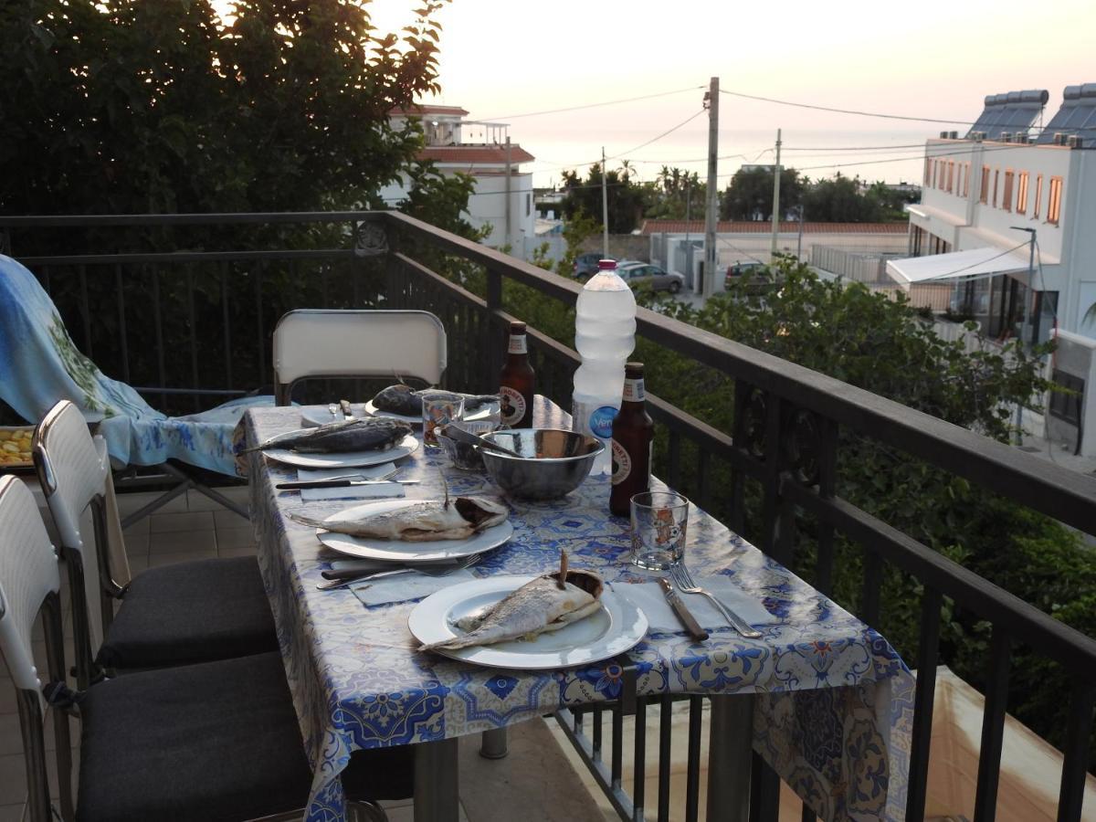 Apartamento Leonardo Capaci Exterior foto